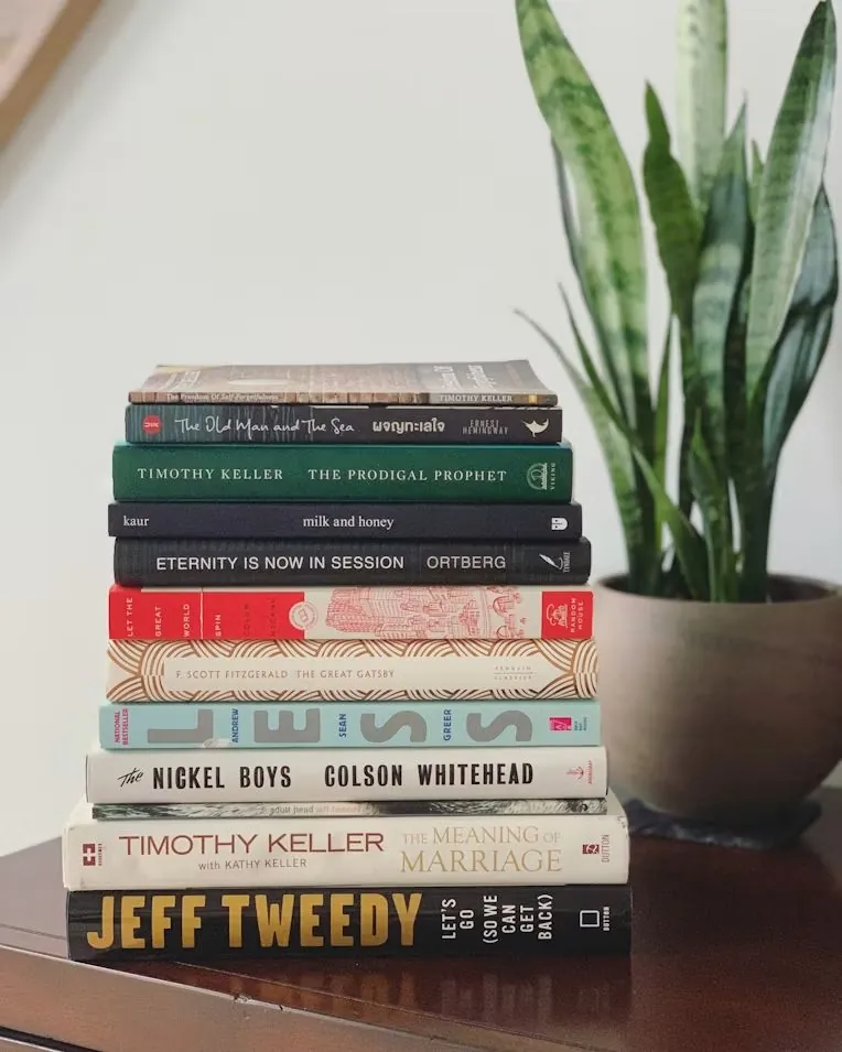 Cover image for "10 Books That Challenged Society"